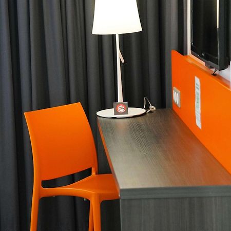 Ibis Styles Caen Centre Gare Ξενοδοχείο Εξωτερικό φωτογραφία