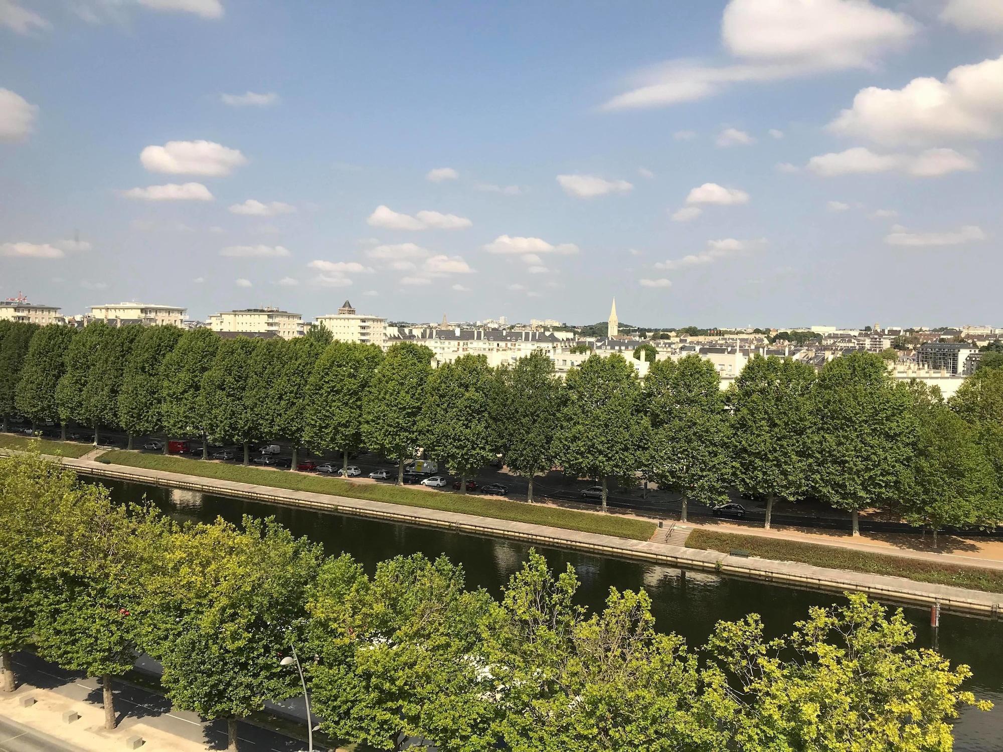 Ibis Styles Caen Centre Gare Ξενοδοχείο Εξωτερικό φωτογραφία