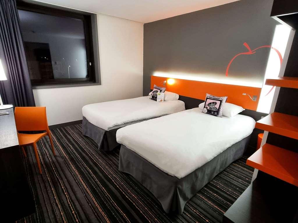 Ibis Styles Caen Centre Gare Ξενοδοχείο Δωμάτιο φωτογραφία